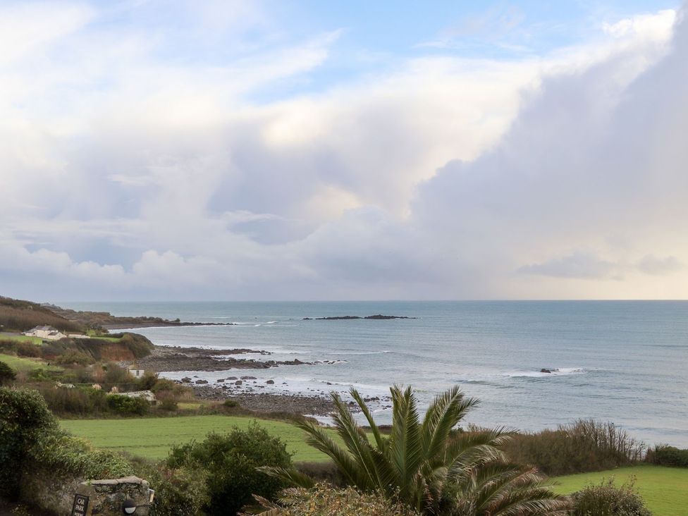 A coastal view with sea and sky at Ty Bryn in Marazion