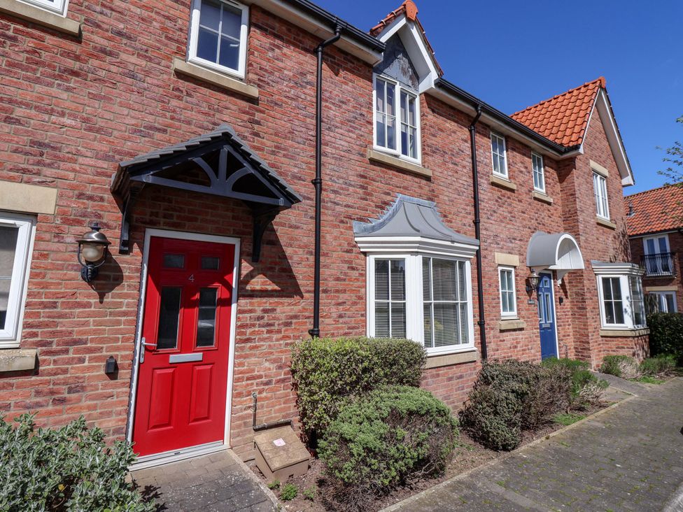 Sea Glass Cottage - North Yorkshire (incl. Whitby) - 1202411 - thumbnail photo 2