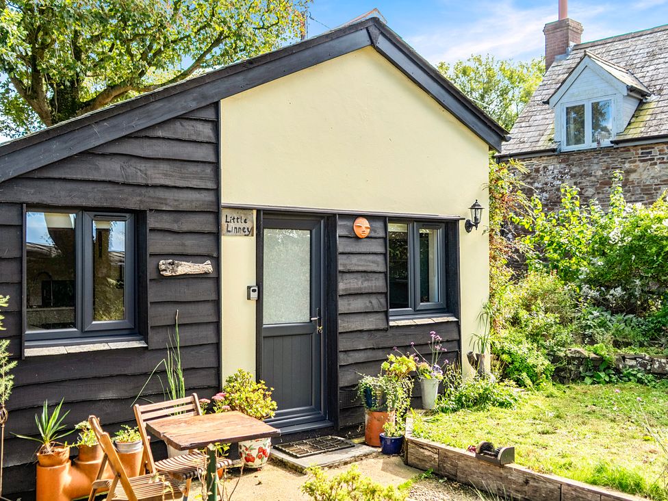 A house entrance with a garden at Little Linney in Hartland
