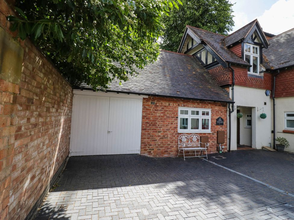 A garage and driveway at Tudor Lodge in Birmingham