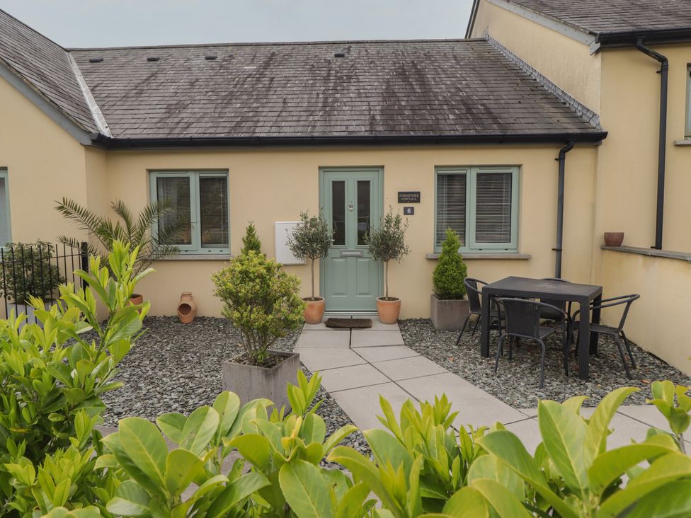 Cornstore Cottage - South Wales - 1204077 - thumbnail photo 2