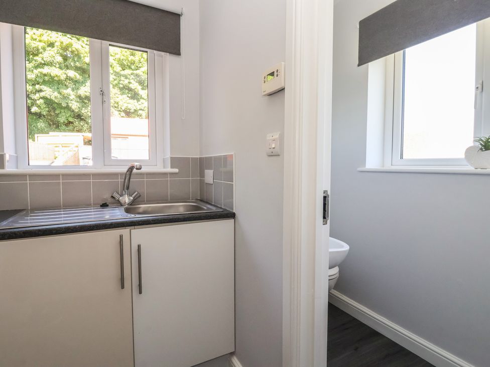 A bathroom with a sink and toilet at Sea View in Scarborough