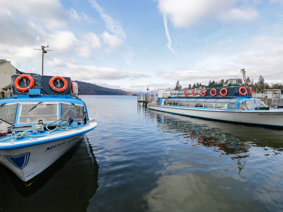 Two boats on water at 89 Ambleside in White Cross Bay