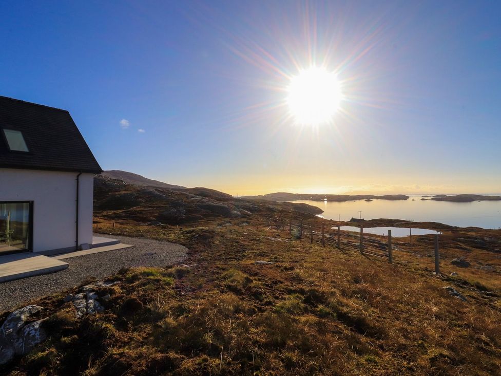 A house with sun and water view at 8B Carrigreich Isle of Harris