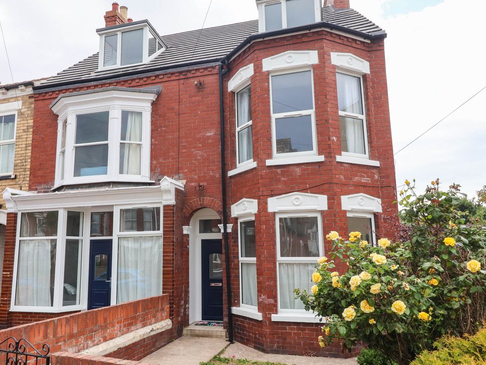 A house with large windows and a front door at 154 Queen Street in Withernsea