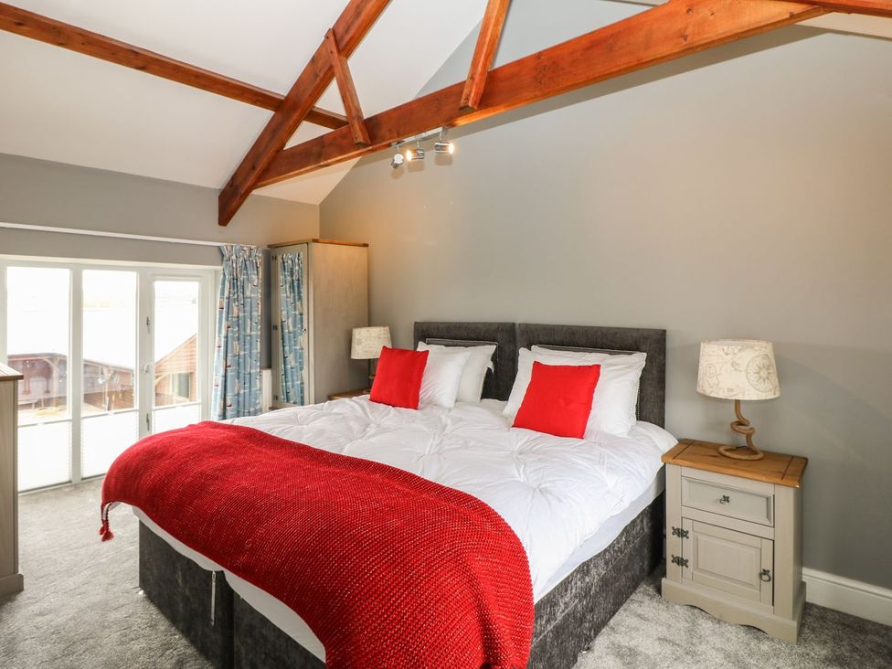 A bedroom with a bed and furniture at Argal in Treverva near Constantine