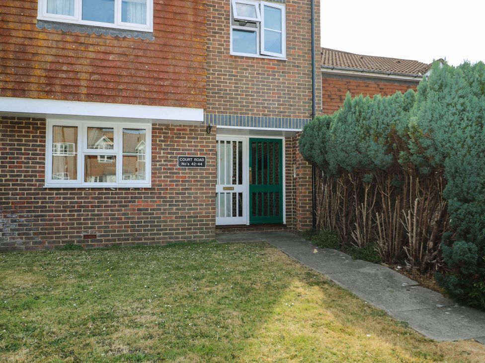 An outdoor entrance with a sign at 44 Court Road, Lewes, Sussex