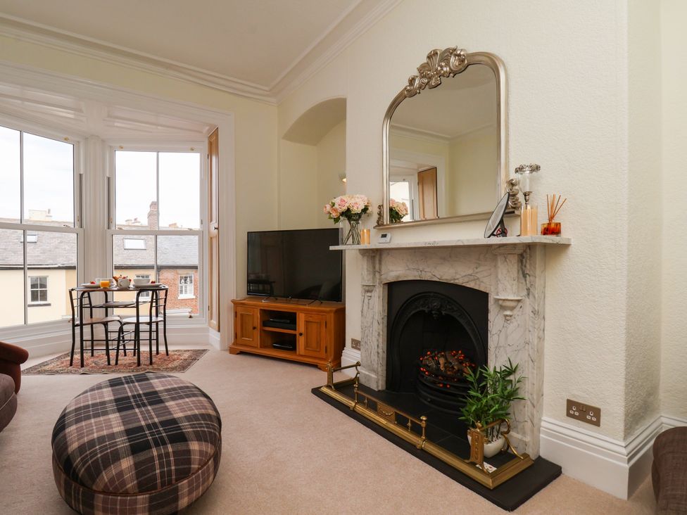 Sea View Apartment - North Yorkshire (incl. Whitby) - 1205558 - thumbnail photo 3