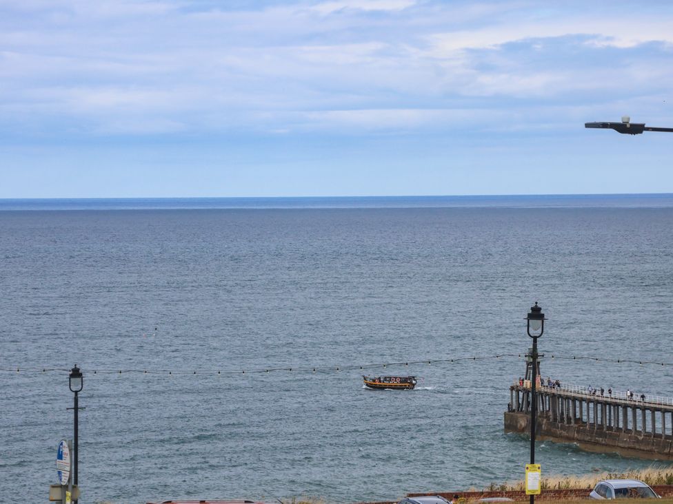 Sea View Apartment - North Yorkshire (incl. Whitby) - 1205558 - thumbnail photo 15