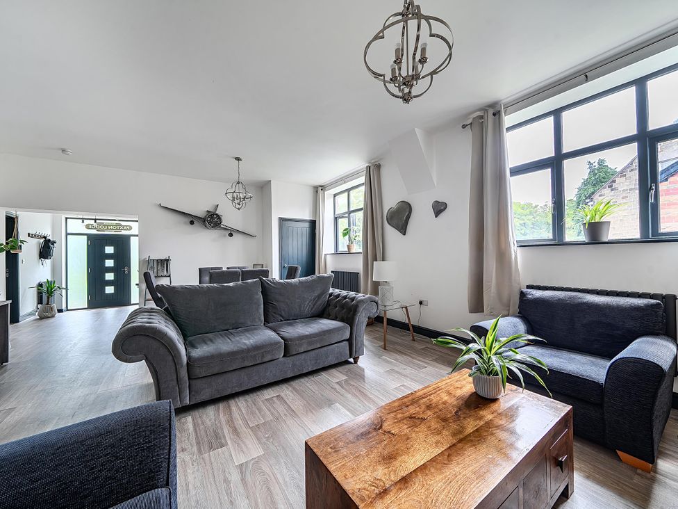 A living room with a coffee table and sofa at Stunning Retreat in the Heart of Matlock Bath, Matlock Bath near Matlock