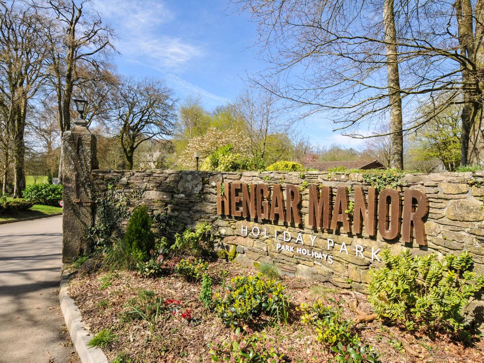 An entrance sign for Hengar Manor Holiday Park near St Tudy