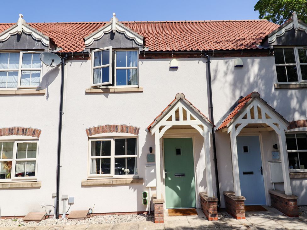 A residential building with two entrance doors at Burton Fields in Brandesburton