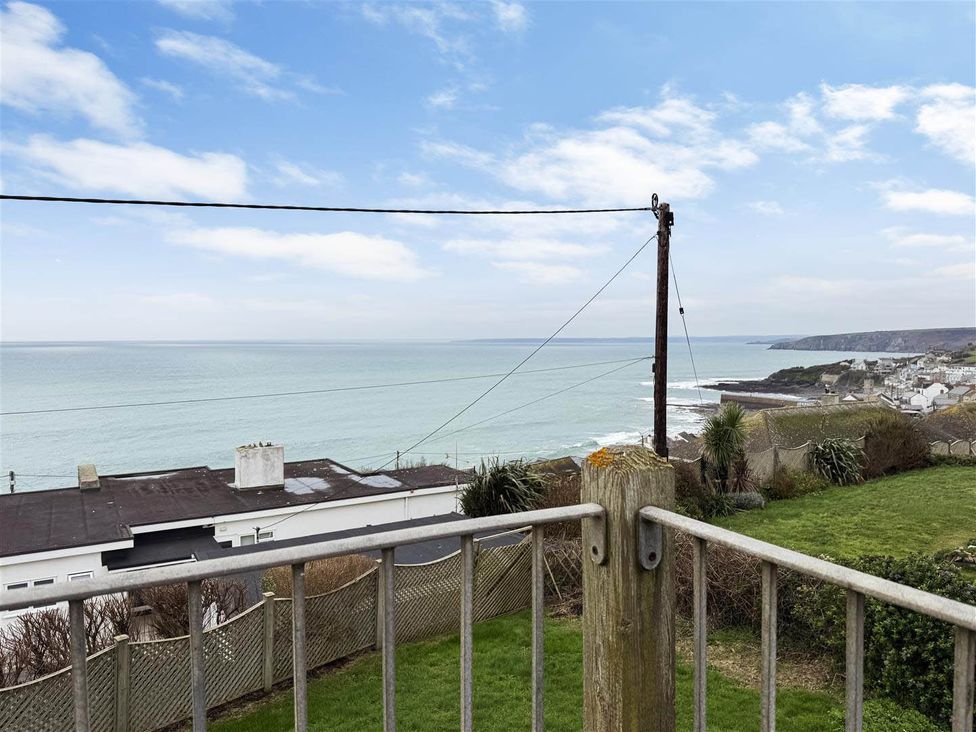 A view of the sea and sky from a property at Porthleven Coastal Retreat with 5 Bedrooms in Porthleven
