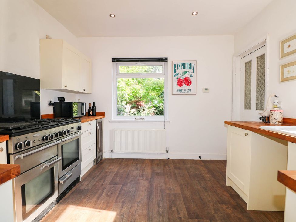 A kitchen with oven and sink at 41 Terminus Avenue Bexhill-On-Sea