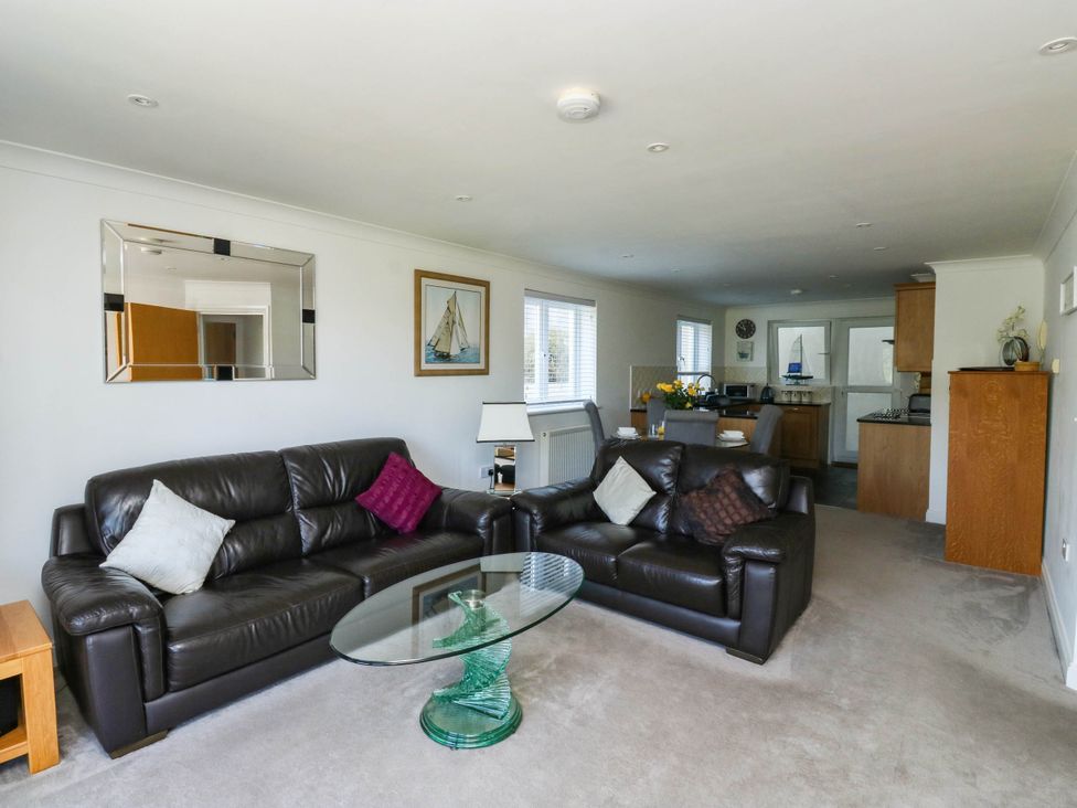 A living room with a sofa and coffee table at 2 Inglewood Apartments in Dartmouth