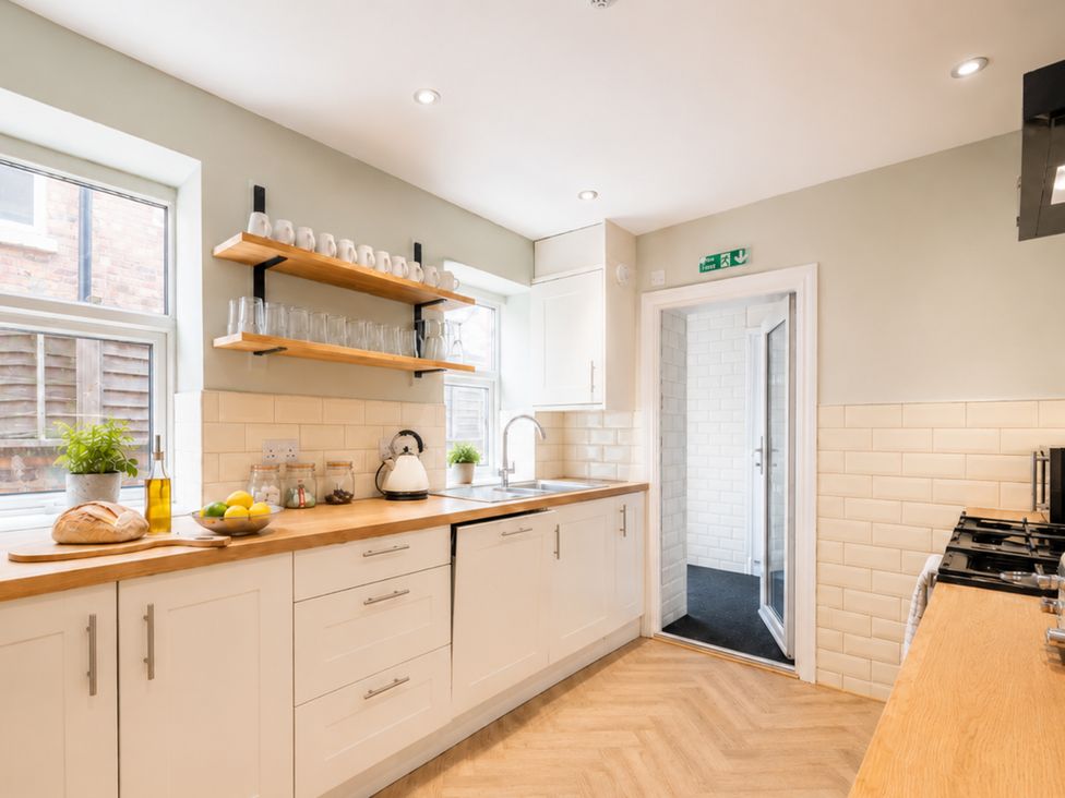 A kitchen with a sink and countertop at 127 Columbus Ravine, Scarborough