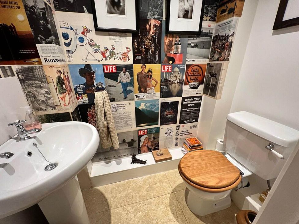 A bathroom with a sink and a toilet at Cotswolds AoNB Cottage Modern Renovation Sleeps8 Combe Hay Lane near Bath
