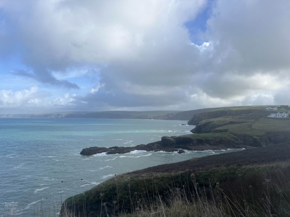 A coastline view with cliffs and the ocean at 2 Bedrooms overlooking Little Petherick Creek Little Petherick