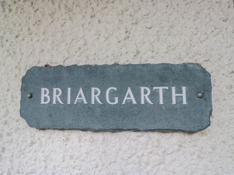 A nameplate for Briargarth