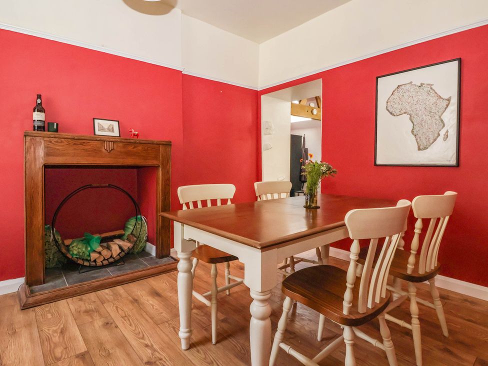 A dining room with a table and chairs at Bowdery in Harrogate