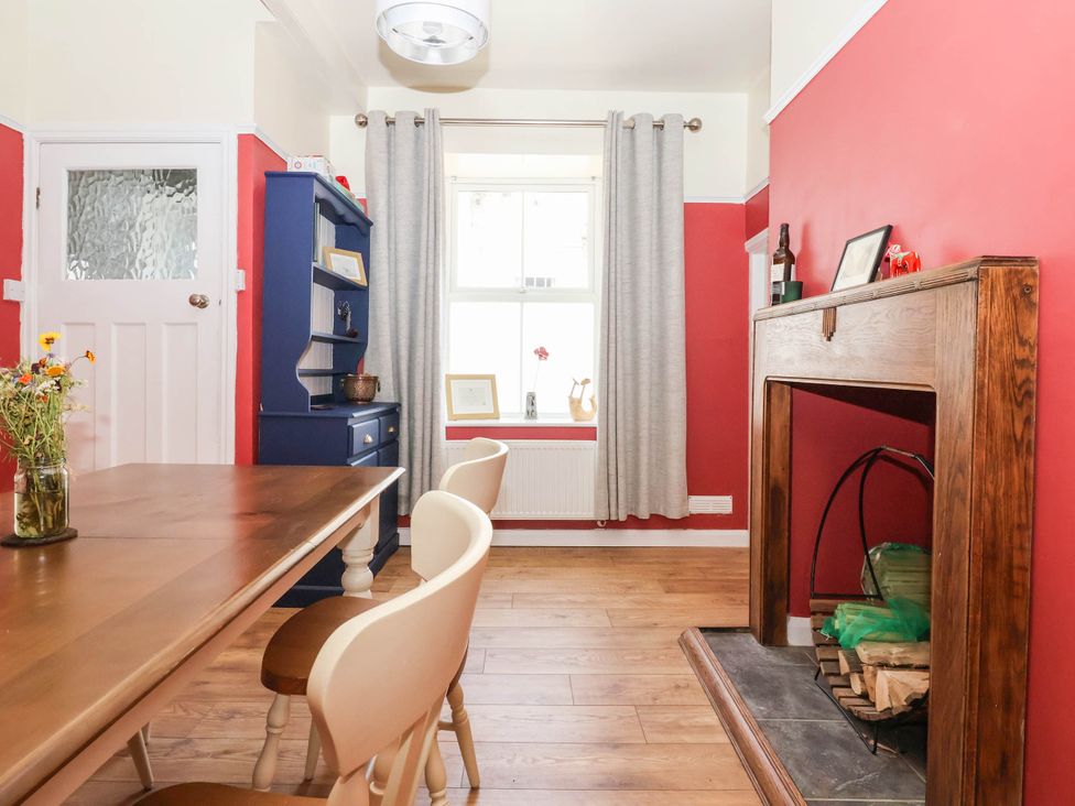 A dining room with a table and chairs at Bowdery in Harrogate