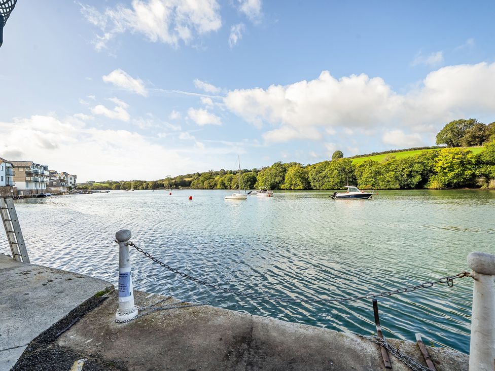 A view of water with boats and trees at Apartment Sleeps 4 with Balcony and Parking in Kingsbridge