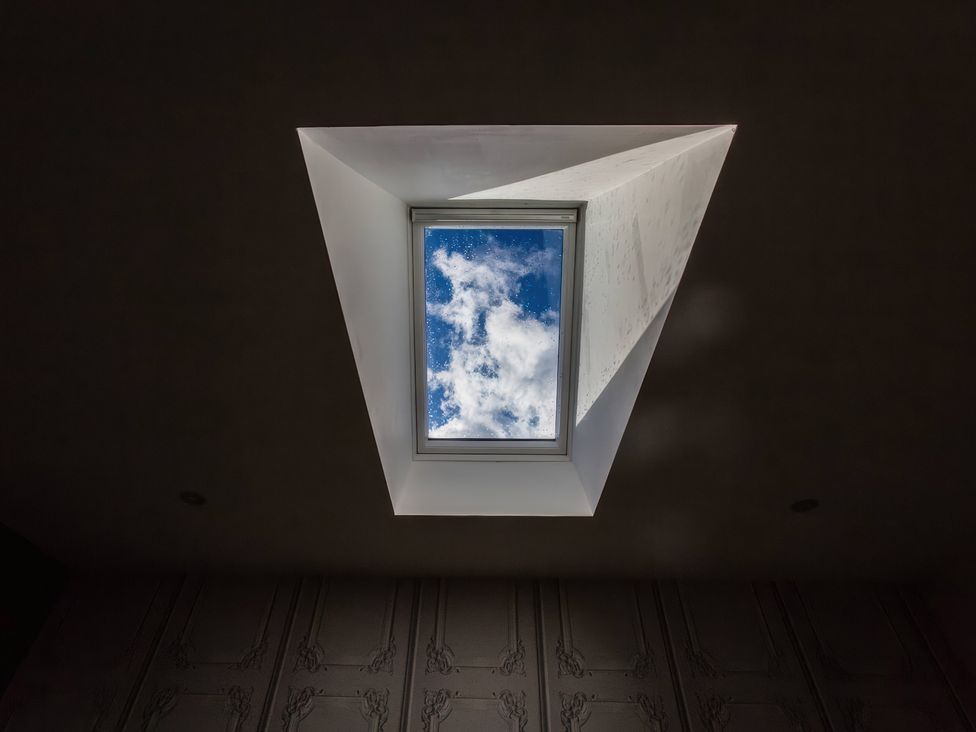 A skylight showing clouds at Oakley Country Retreat1 Bed Garden Free Parking Nantwich