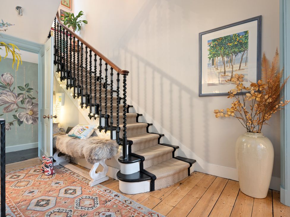 Eskbank Terrace Spacious House - Scottish Lowlands - 1209137 - thumbnail photo 18