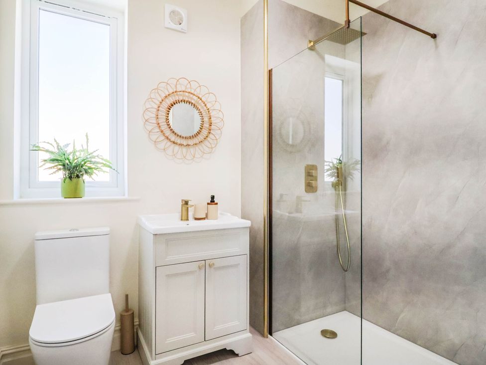 30 Southdown Avenue - Dorset - 1209219 - thumbnail photo 14