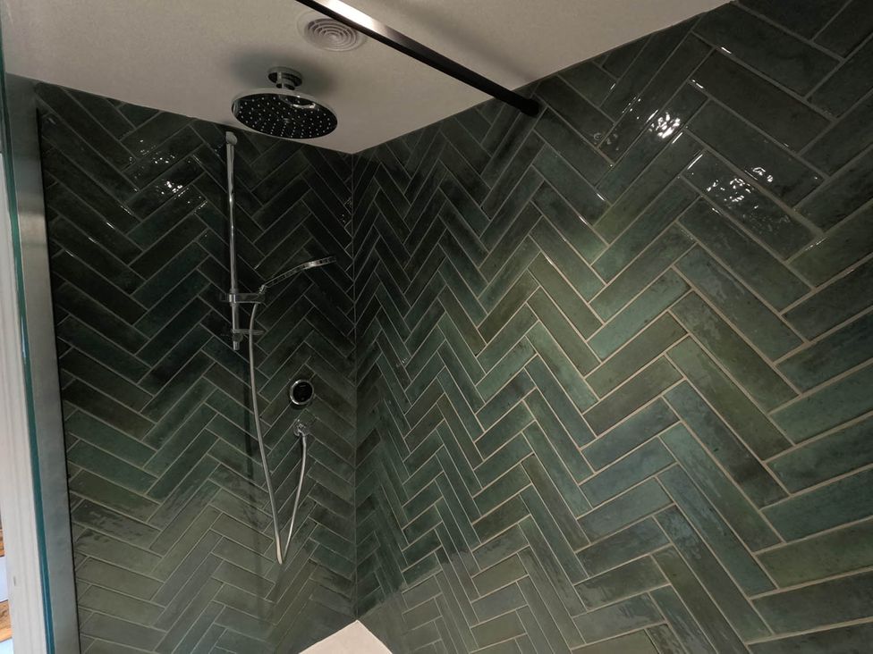 A shower with tiles in a bathroom at Royal Oak Retreat Sleeps 6 Pub Pet Friendly Barcombe Cross