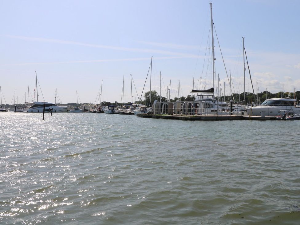 A marina with boats docked at Beach Retreat in Warsash
