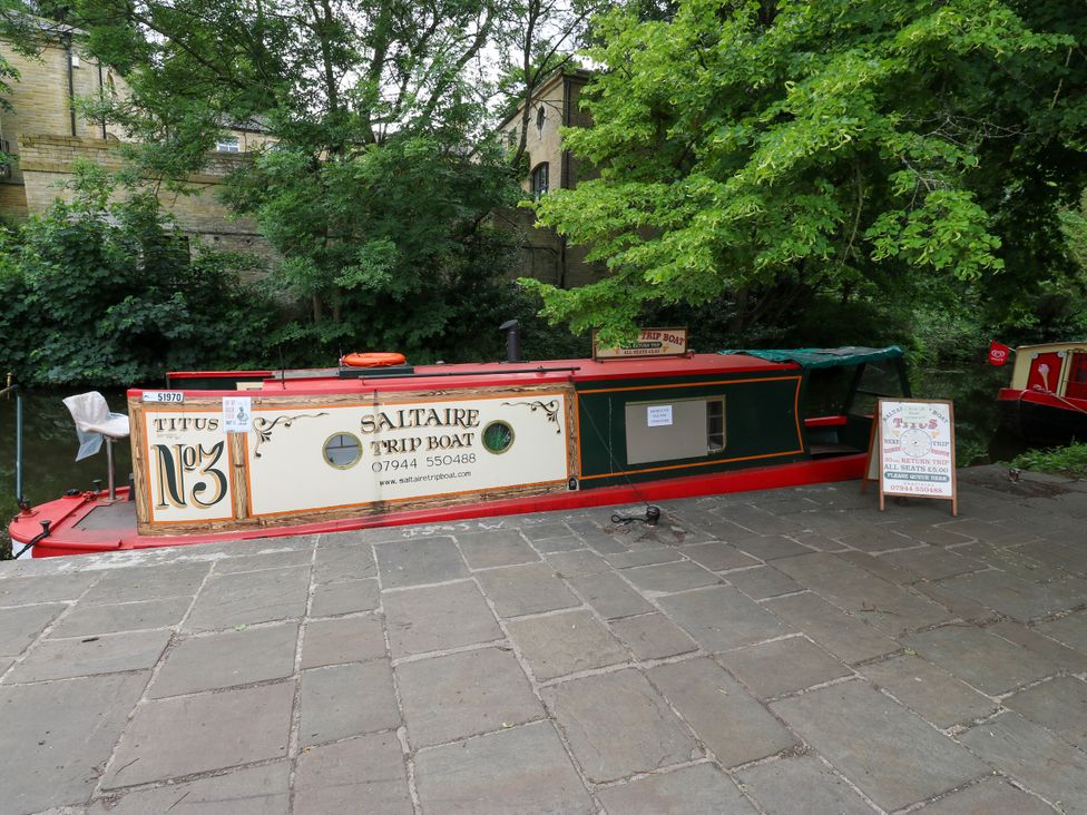 A trip boat named Saltair at Nabwood views