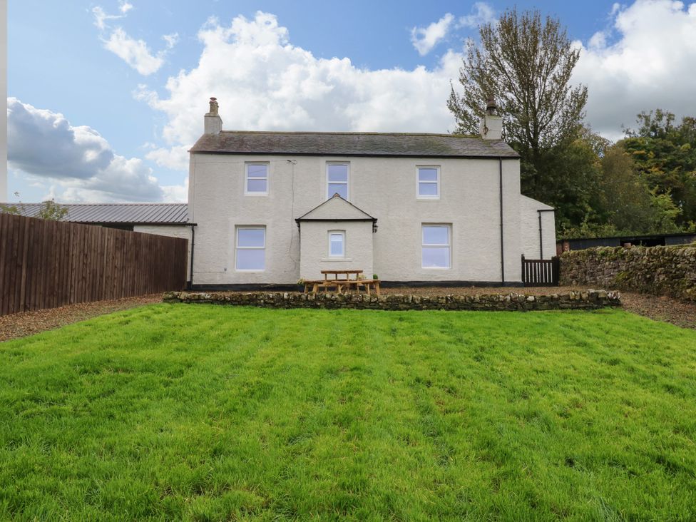 A house with a garden at Gap Farm in Gilsland