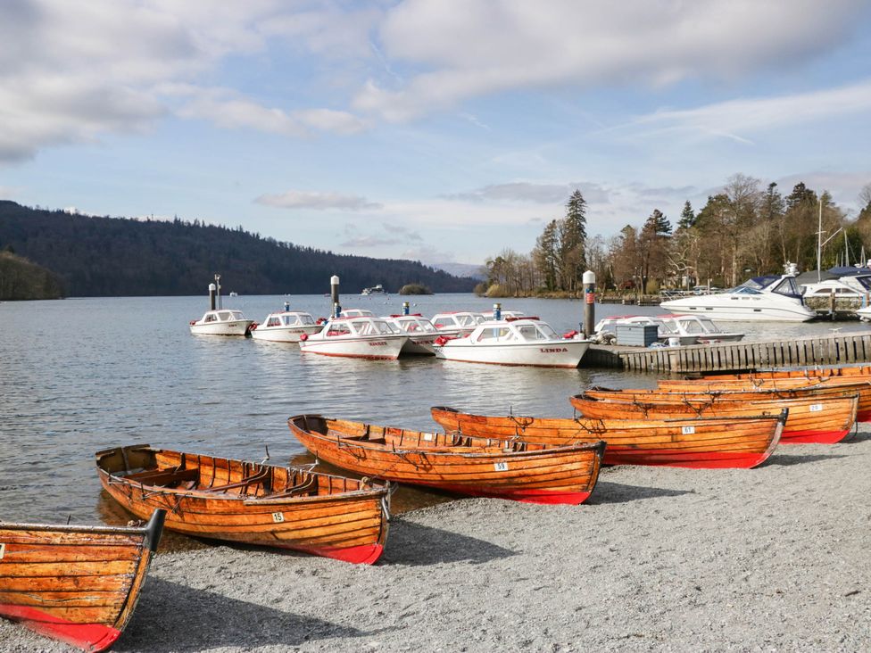 A view of boats on water at Thirlmere Scar in Troutbeck Bridge