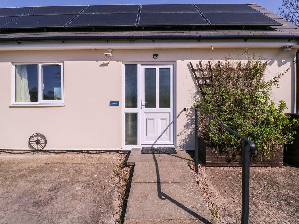 An exterior view of a building entrance at The Turbles - Wagtail in Castlemorton near Welland