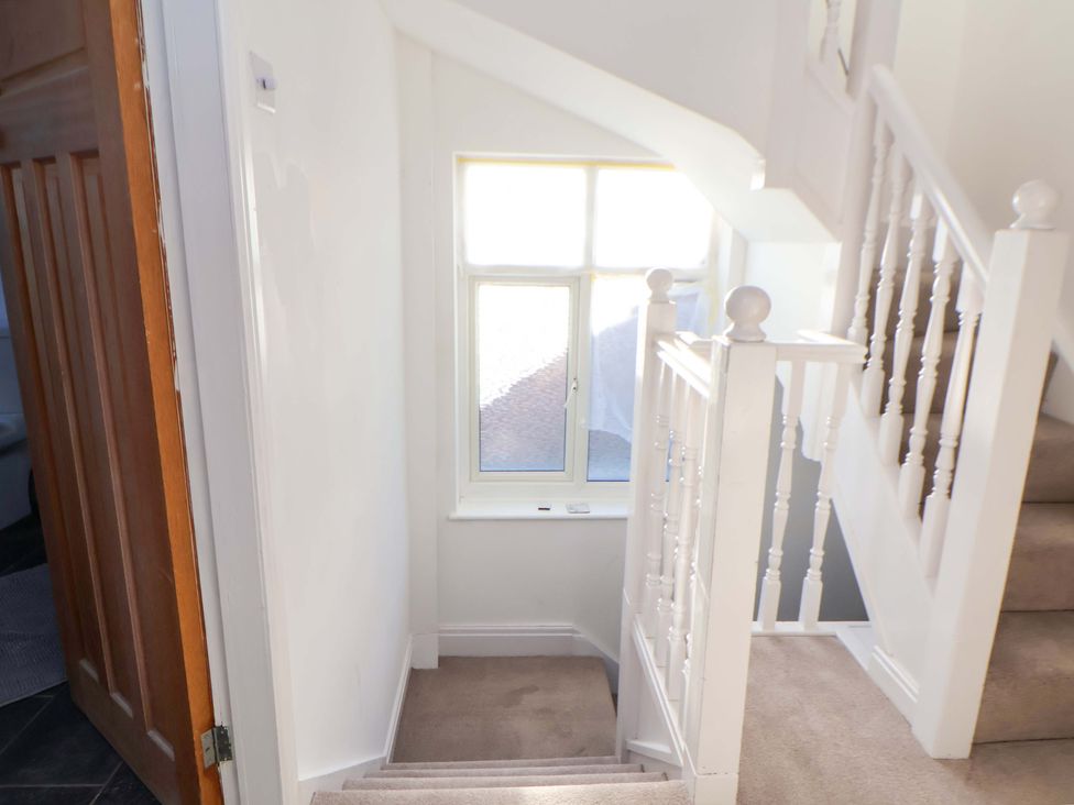 Broadgreen - North Wales - 23603 - thumbnail photo 8