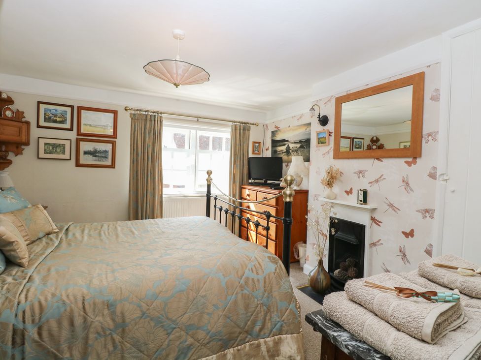 Peggotty's - Suffolk & Essex - 29914 - thumbnail photo 13