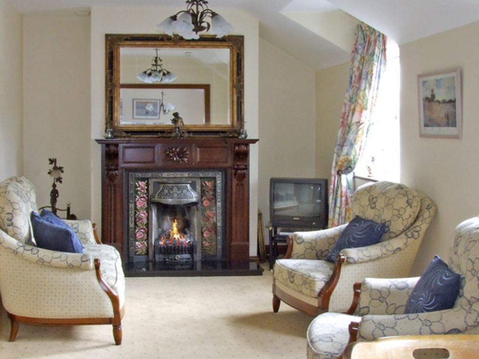 4 Bell Heights Apartments - County Kerry - 3736 - thumbnail photo 2