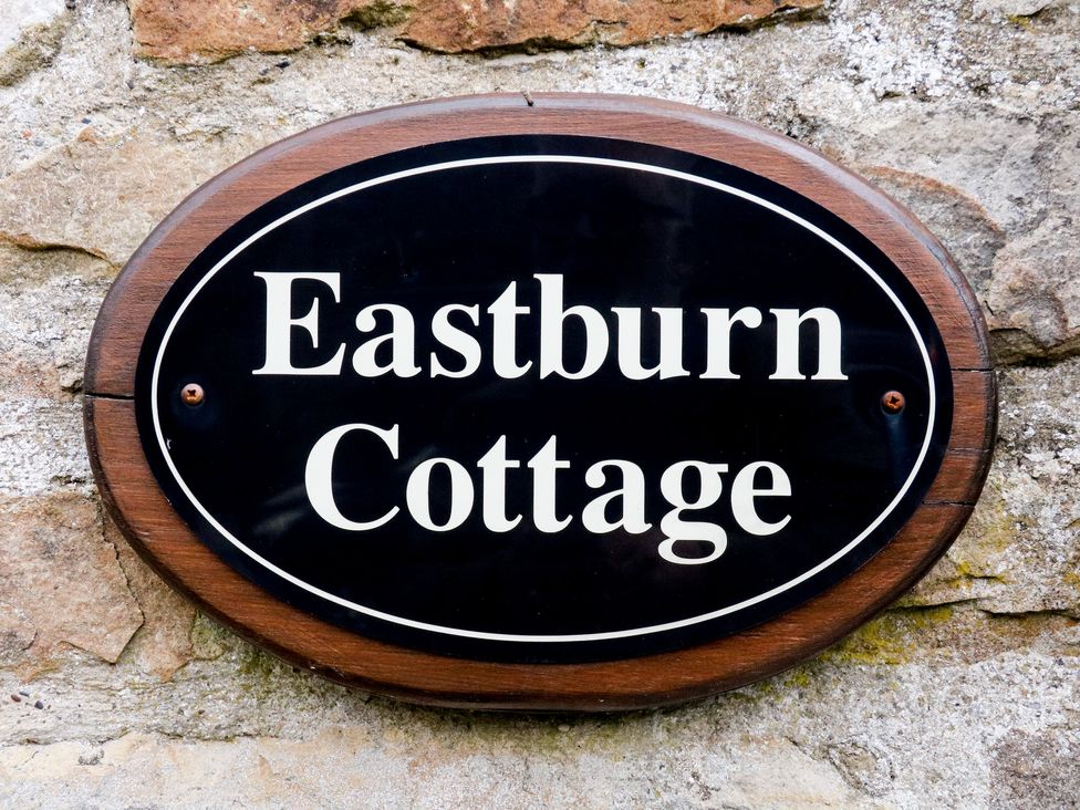 Eastburn Cottage - Yorkshire Dales - 4038 - thumbnail photo 2