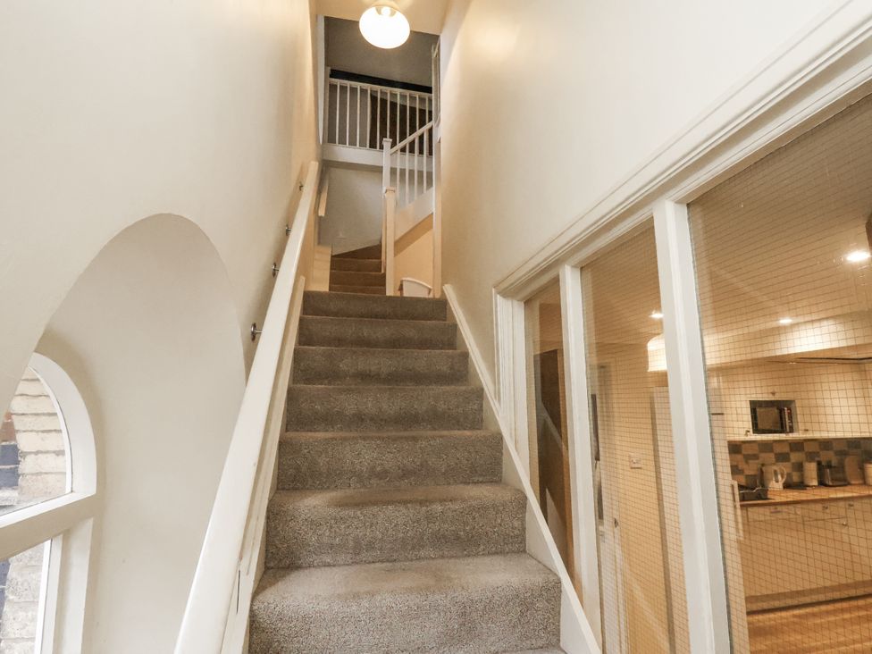 1 The Old Methodist Chapel - North Yorkshire (incl. Whitby) - 8233 - thumbnail photo 20