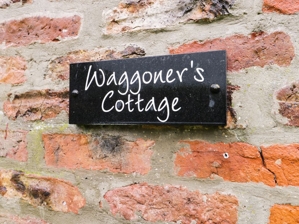Waggoner's Cottage - North Yorkshire (incl. Whitby) - 8708 - thumbnail photo 2