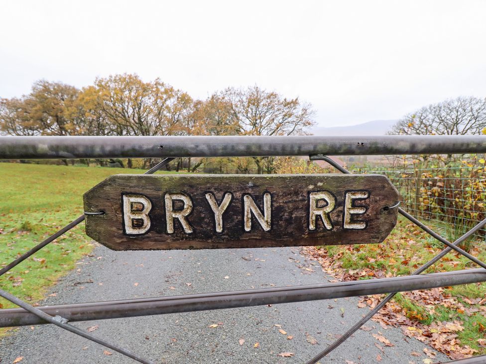 A gate with a sign reading Bryn Re in Trawsfynydd near Llan Ffestiniog and Dolgellau