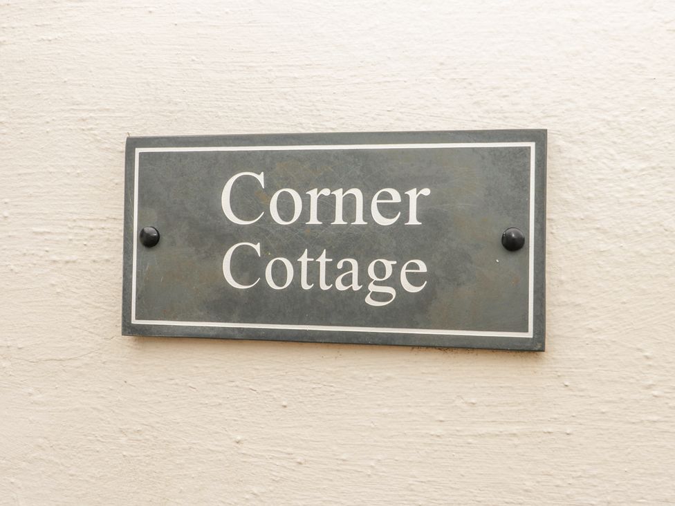 Corner Cottage - Dorset - 906533 - thumbnail photo 4