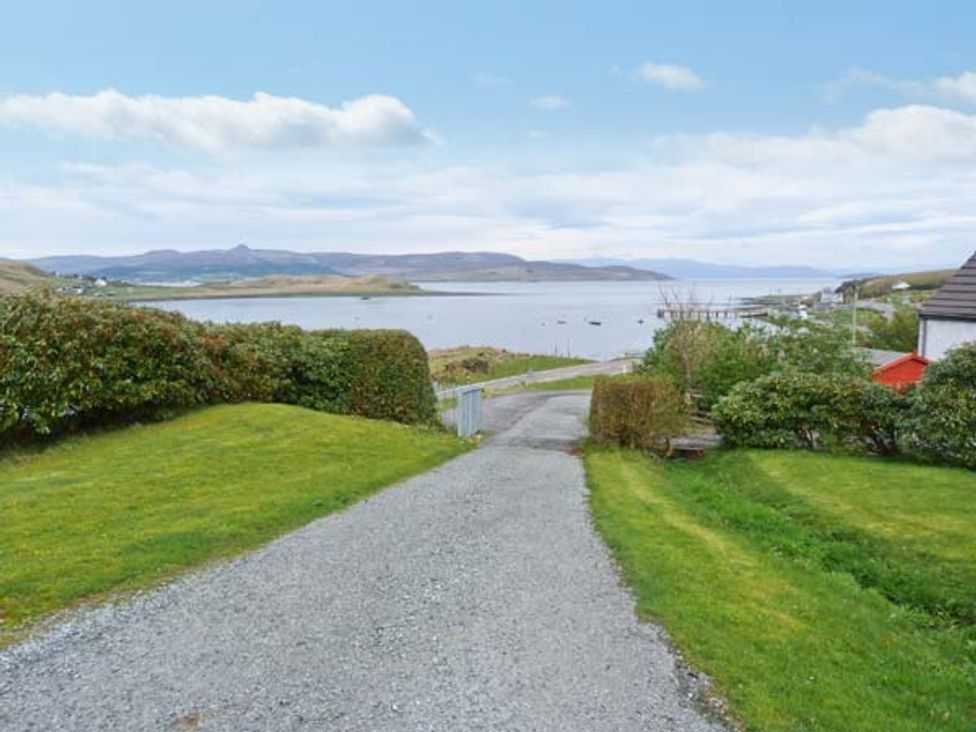 MacKenzie’s Peak - Scottish Highlands - 912924 - thumbnail photo 3