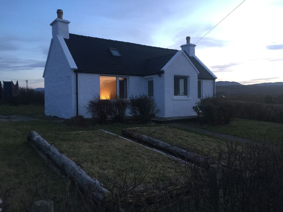 Amber's Cottage - Scottish Highlands - 917333 - thumbnail photo 3