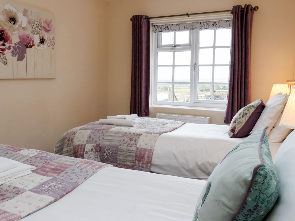 Primrose Cottage - North Yorkshire (incl. Whitby) - 922610 - thumbnail photo 10