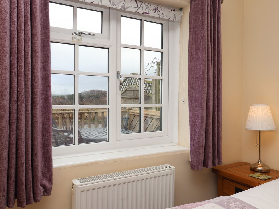 Primrose Cottage - North Yorkshire (incl. Whitby) - 922610 - thumbnail photo 11