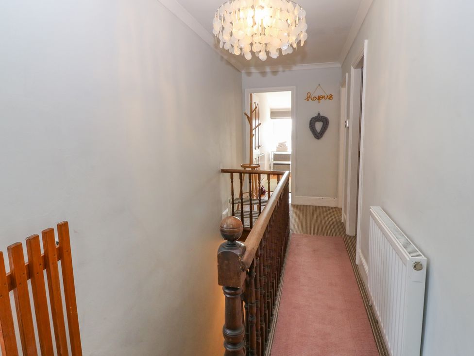 Y Castell Apartment 3 - North Wales - 926396 - thumbnail photo 16
