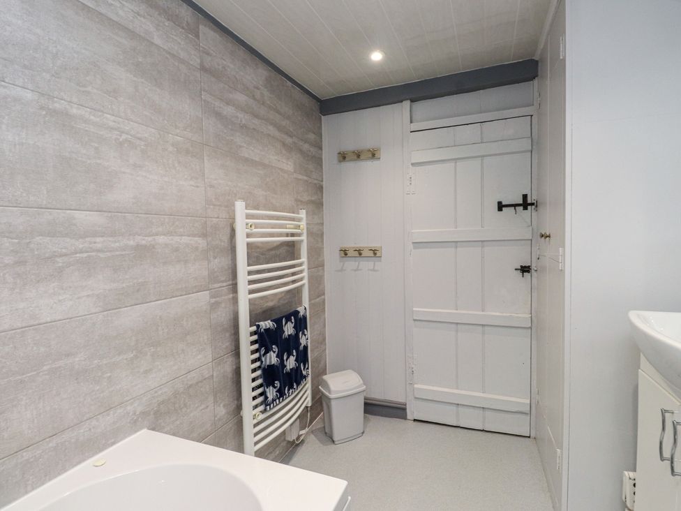 Dolfor - North Wales - 936228 - thumbnail photo 19