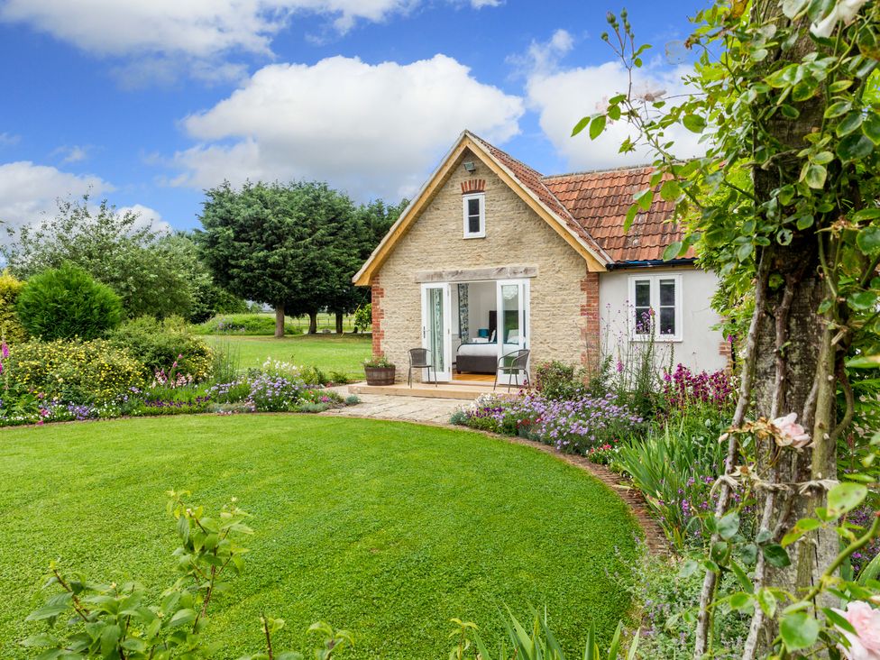 The Farm House @ Nables Farm - Somerset & Wiltshire - 937996 - thumbnail photo 2